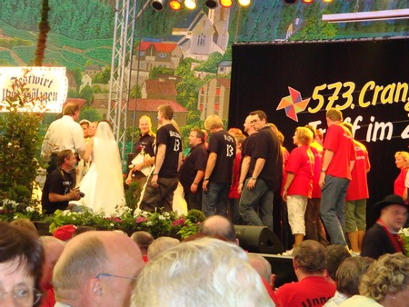 Montag, Premierung (23).JPG